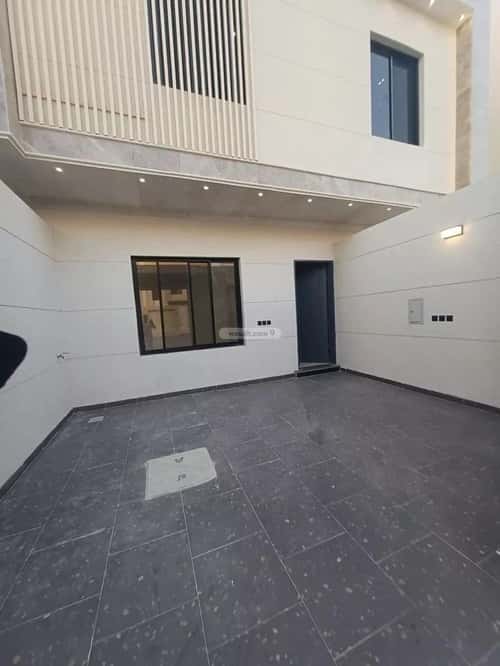 5 bedroom villa in Okaz 2