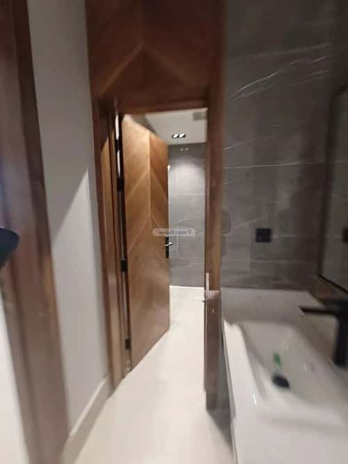 5 bedroom villa in Okaz 12