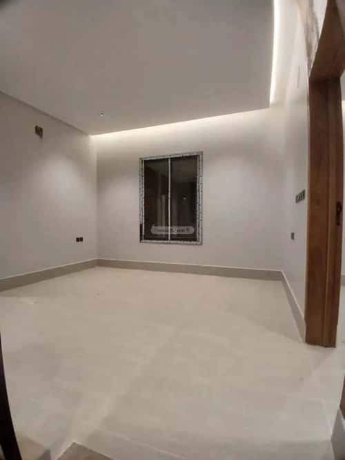 فيلا 5 غرف في عكاظ 13