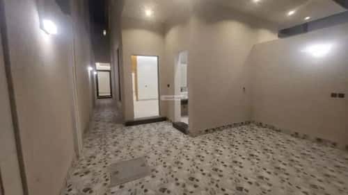 3 bedroom floor in Tuwaiq 4