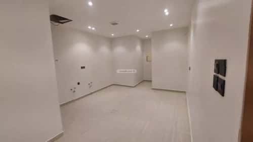 3 bedroom floor in Tuwaiq 1