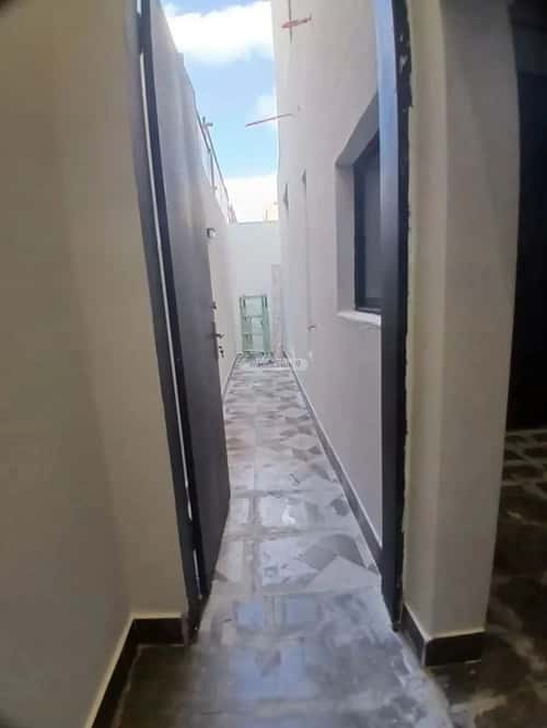 فيلا 5 غرف في طويق 9