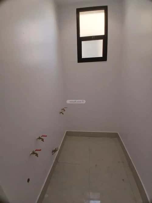 فيلا 6 غرف في طويق 10