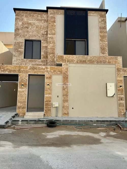 5 bedroom villa in Al Awali 7