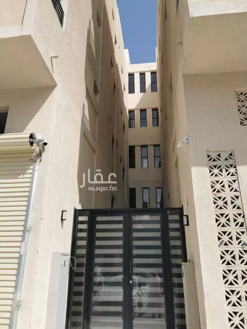 18 bedroom building in Al Badiyah, Eastern Province 12