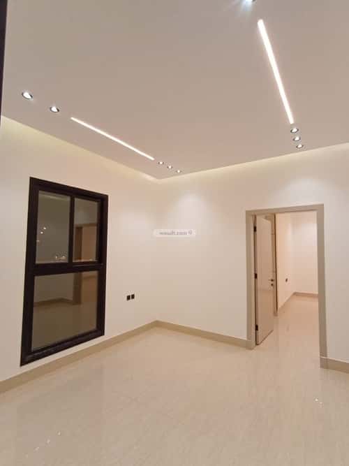 6 bedroom villa in Al Janadriyah 4