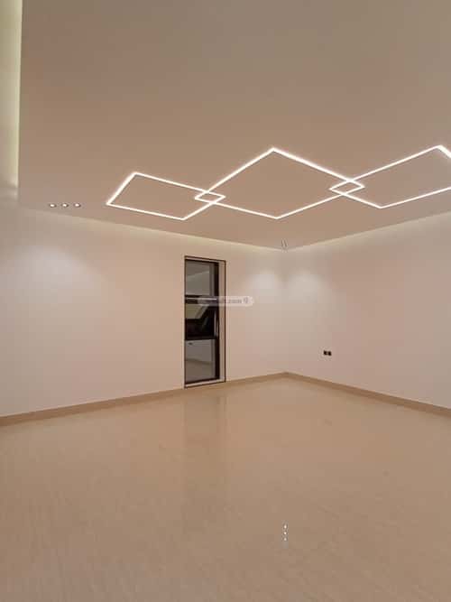 6 bedroom villa in Al Janadriyah 5