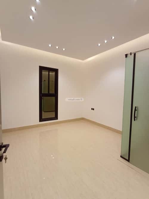 6 bedroom villa in Al Janadriyah 12