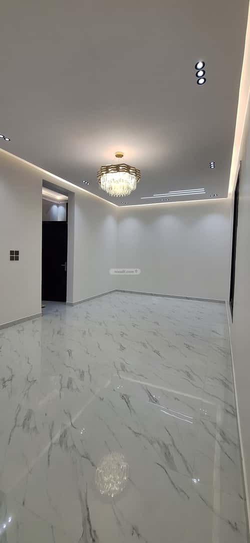 4 bedroom floor in Al Janadriyah 2