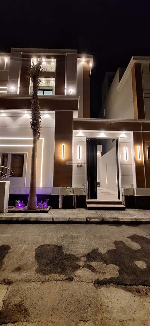4 bedroom floor in Al Janadriyah 5