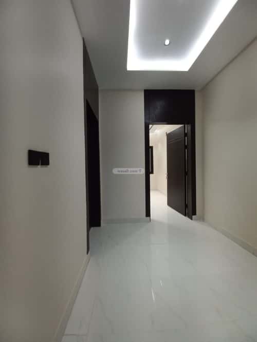 6 bedroom floor in Al Janadriyah 2
