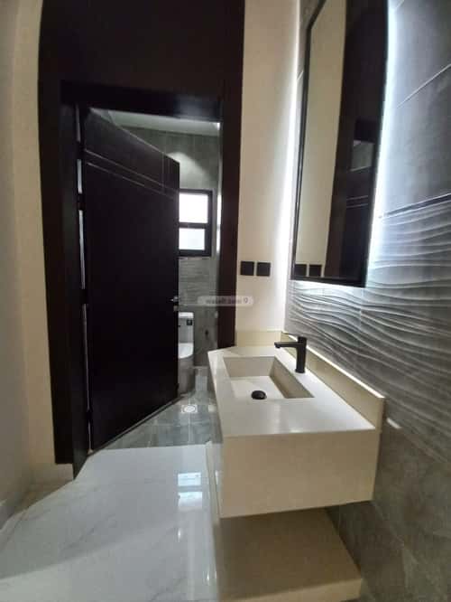 6 bedroom floor in Al Janadriyah 14
