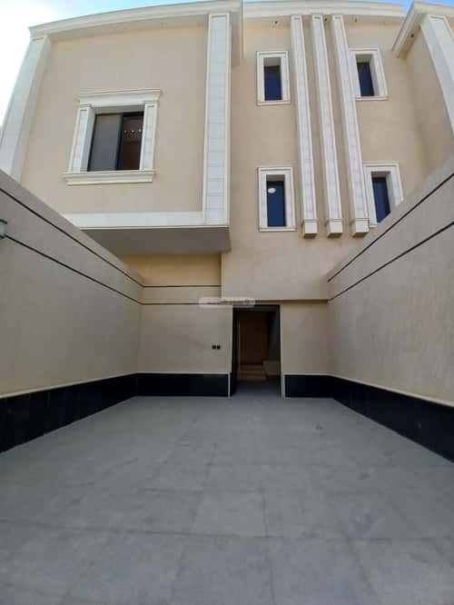 6 bedroom floor in Al Janadriyah 6