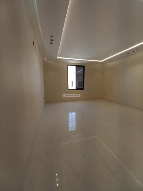 6 bedroom floor in Al Janadriyah 9