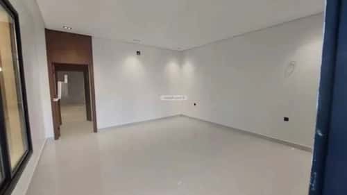3 bedroom floor in Tuwaiq 8