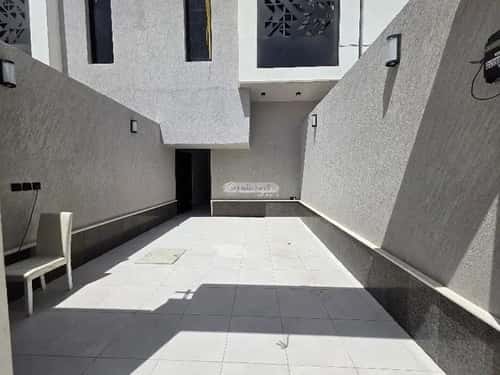 5 bedroom floor in Al Janadriyah 6