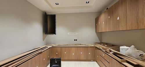 4 bedroom floor in Al Janadriyah 5