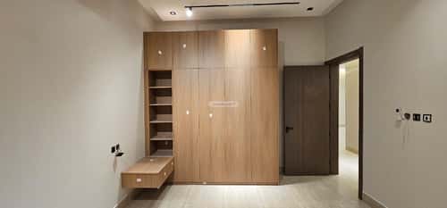 4 bedroom floor in Al Janadriyah 3