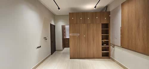 4 bedroom floor in Al Janadriyah 11