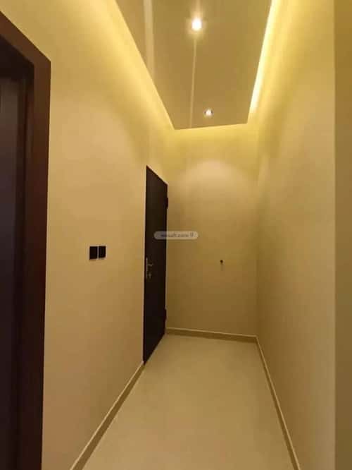 7 bedroom villa in Al Awali 6
