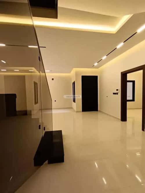7 bedroom villa in Al Awali 11