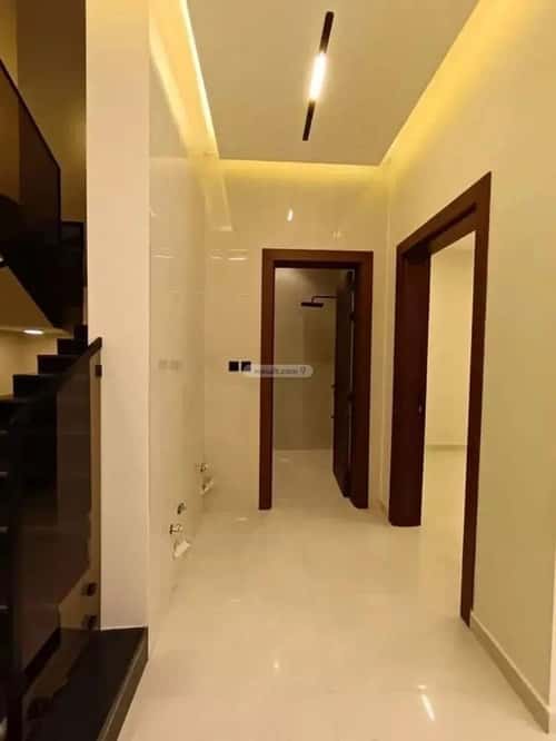 7 bedroom villa in Al Awali 9