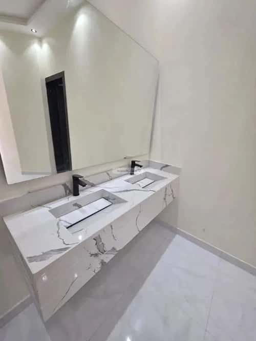 فيلا 9 غرف في طويق 3