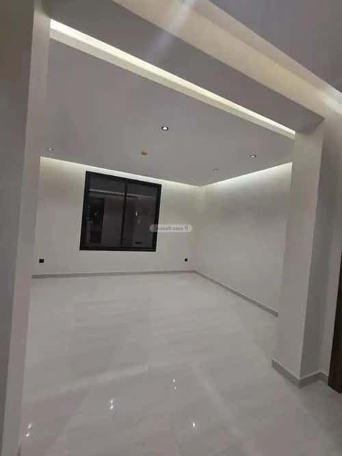 5 bedroom apartment in Al Hazm 8