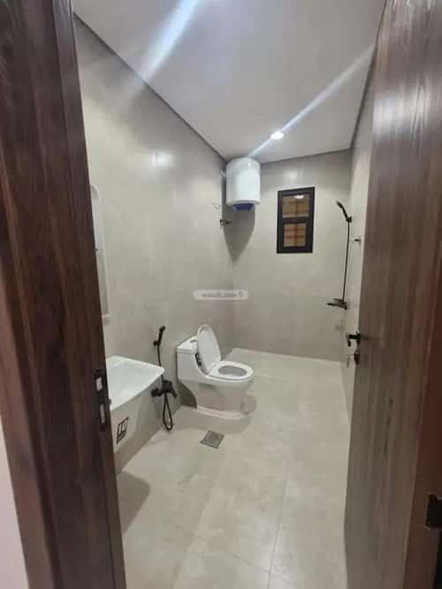 5 bedroom apartment in Al Hazm 4