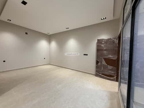 5 bedroom villa in Al Yarmouk 13