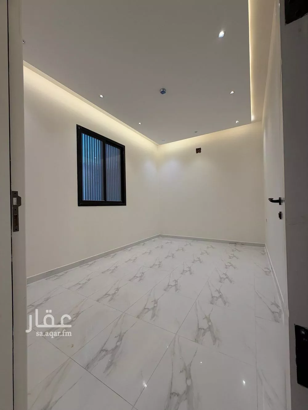 4 bedroom apartment in Dhahrat Namar 18