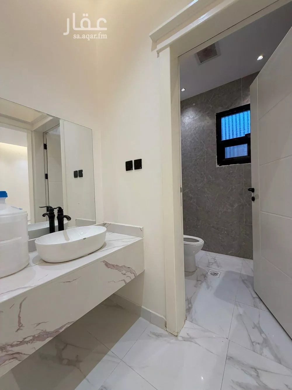 4 bedroom apartment in Dhahrat Namar 20