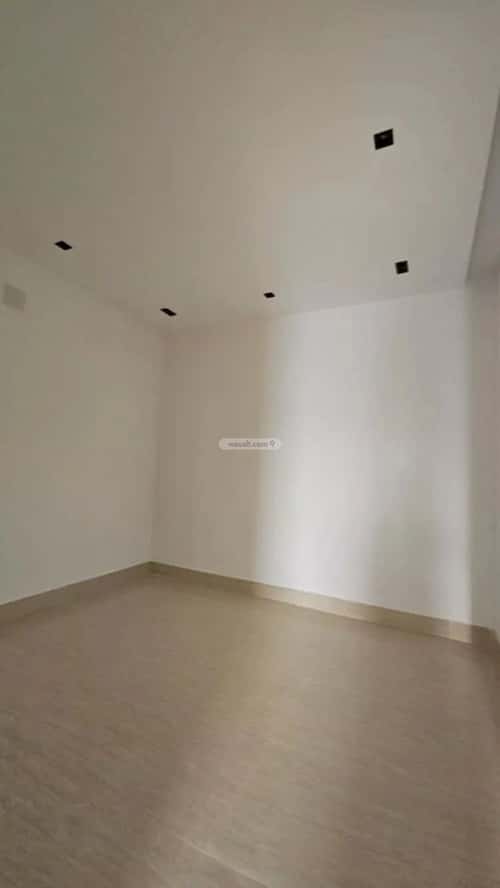 فيلا 6 غرف في العريجاء الغربي 5