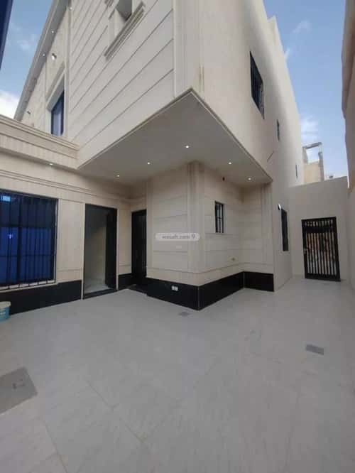 7 bedroom villa in Al Uraija Al Gharbi, Riyadh 12