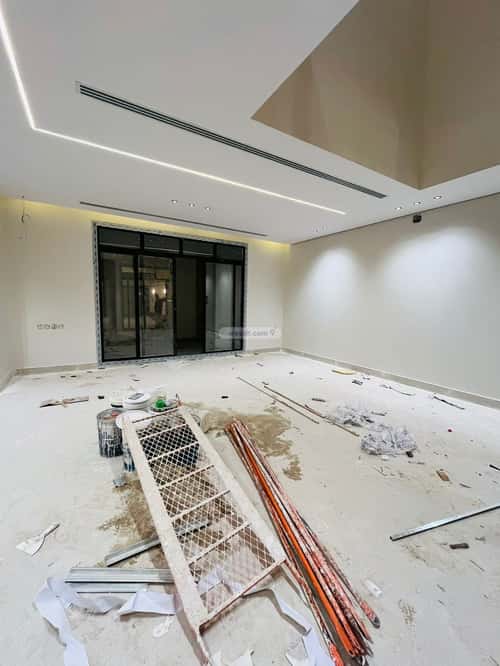 5 bedroom villa in Al Mahdiyyah 7