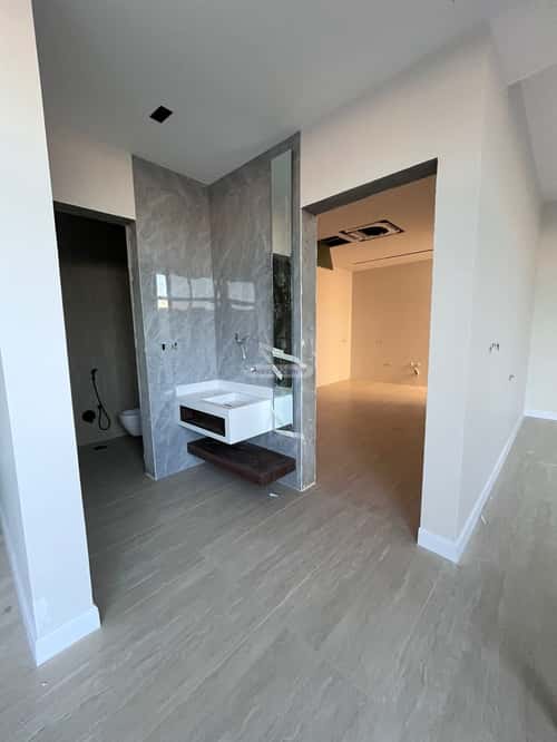 6 bedroom villa in Al Mahdiyyah 5