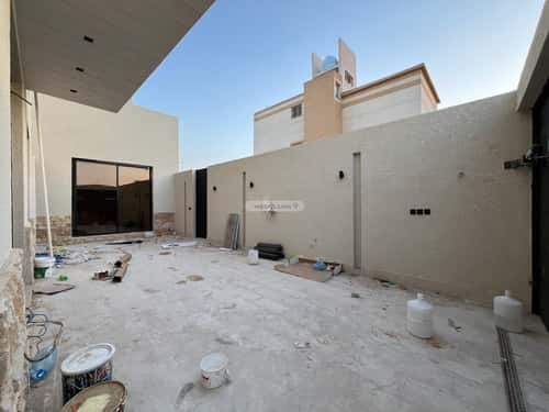 5 bedroom villa in Al Mahdiyyah 5