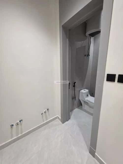 6 bedroom villa in Al Bayan 4