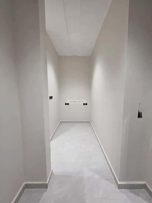 6 bedroom villa in Al Bayan 11