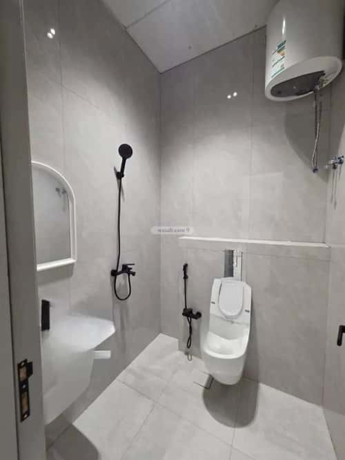 6 bedroom villa in Al Bayan 8
