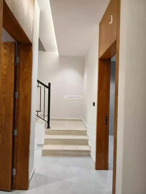 فيلا 8 غرف في ديراب 4