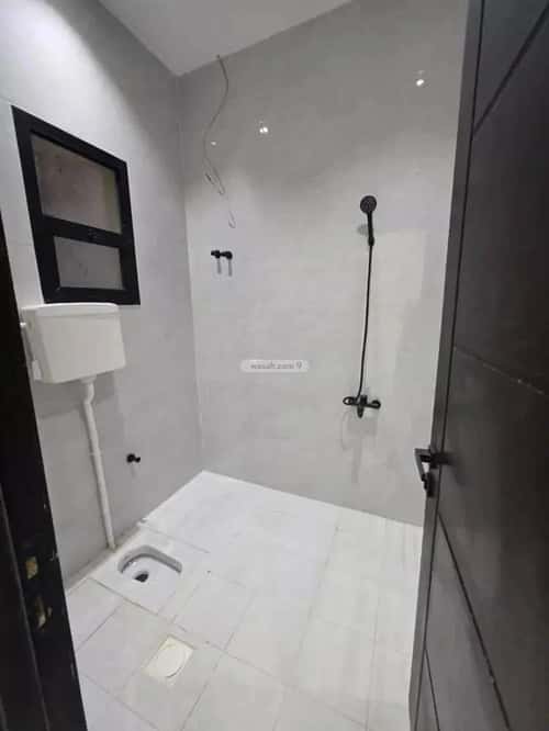 5 bedroom floor in Badr 5