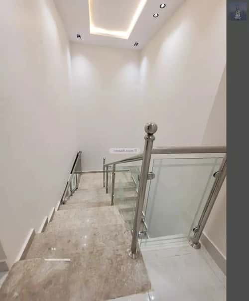 فيلا 6 غرف في الجنادرية 7