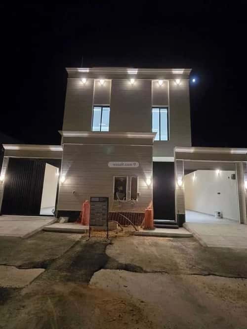 5 bedroom villa in Al Janadriyah 1