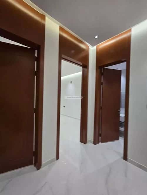 5 bedroom villa in Al Janadriyah 5