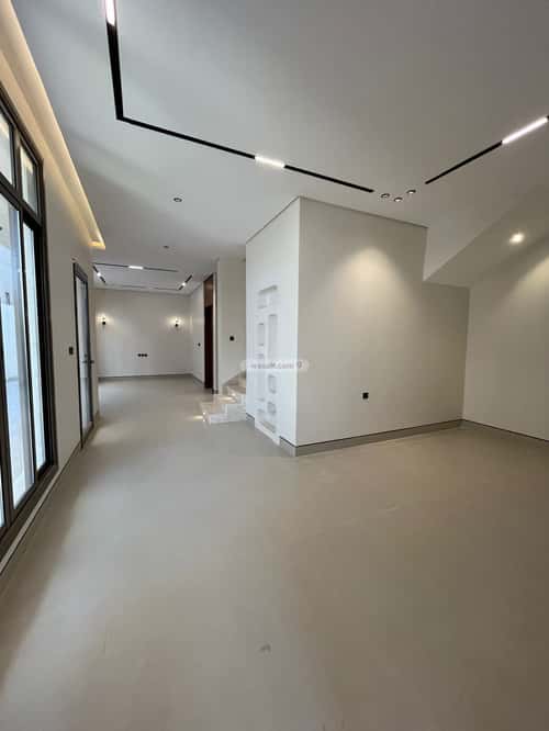 6 bedroom villa in Al Mahdiyyah 1