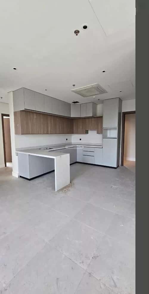 3 bedroom apartment in Al Rawdah 4