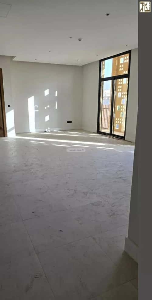 3 bedroom apartment in Al Rawdah 8