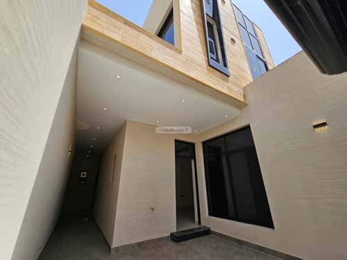 5 bedroom villa in Al Yarmouk 2