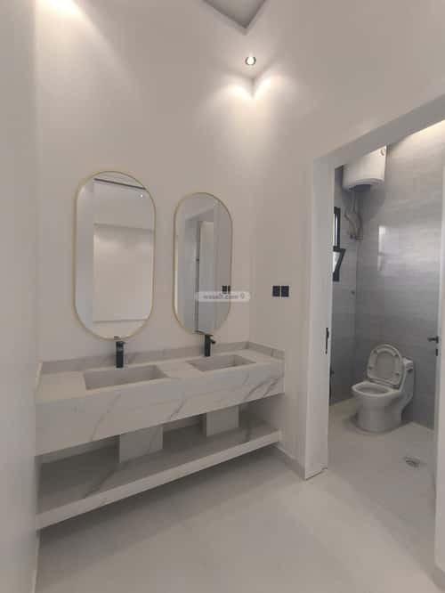 6 bedroom villa in Al Janadriyah 16